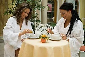 阿佛洛狄特酒店 劳耶克特普利采